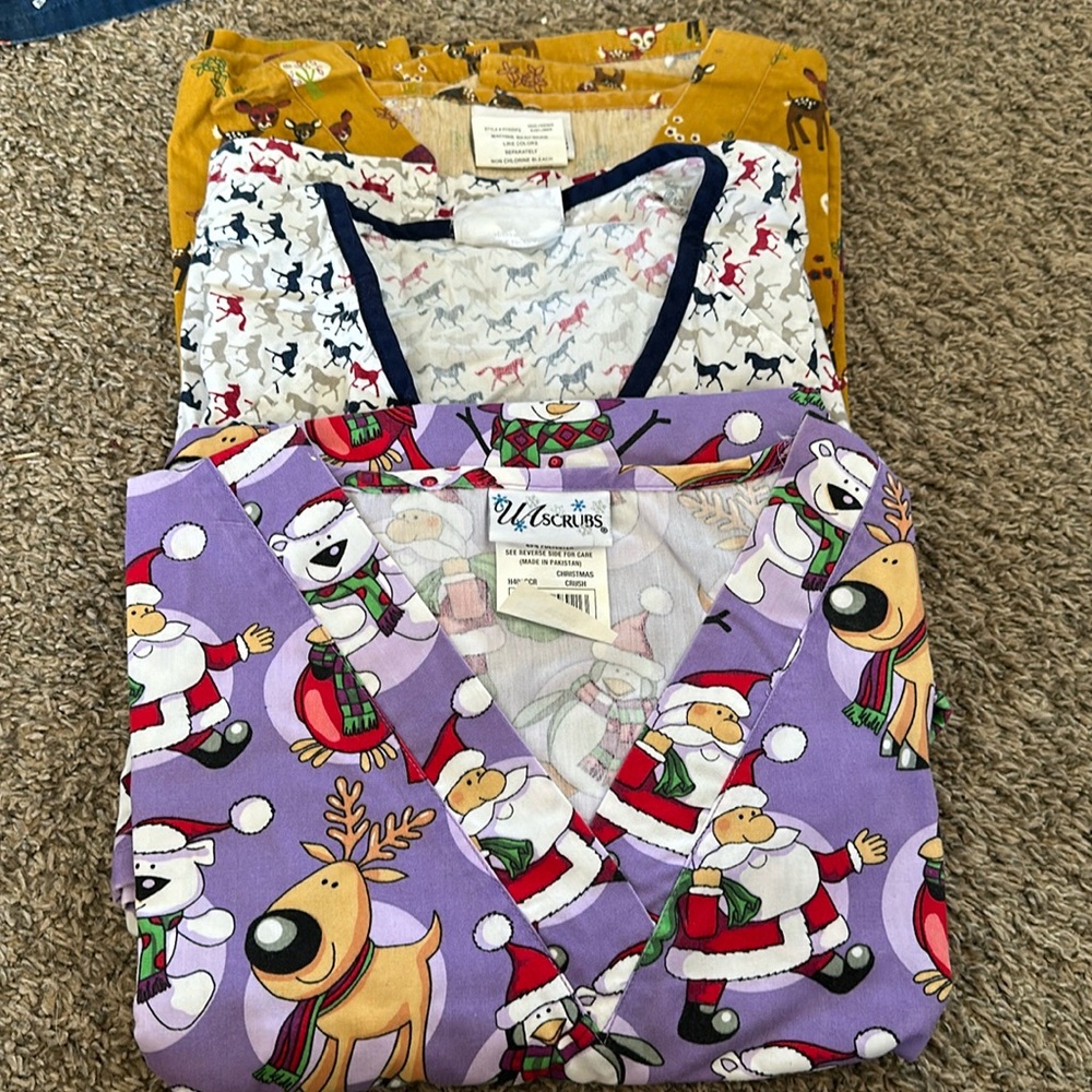 3 UA scrub tops